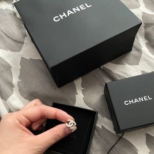 ONE Chanel earring